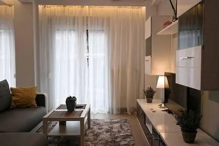 2 Bedroom Luxury Near Acropolis