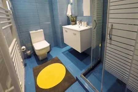 Apartment 2 Bedroom Luxury Near Acropolis Athens